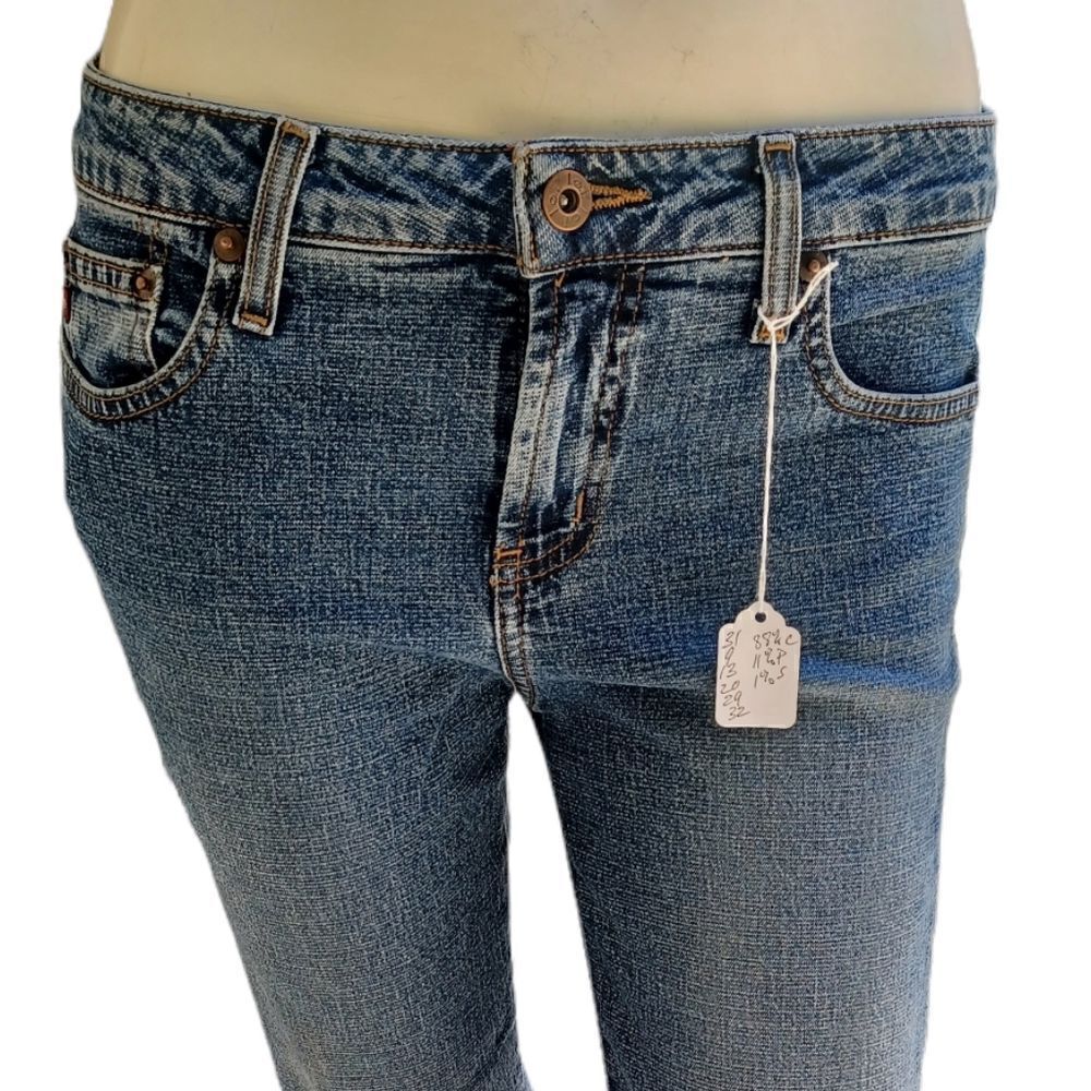 52951..l.e.i. Crop Jeans Size 9